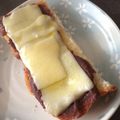 とろけい's cooksnap of when they made ☆あんこチーズトースト☆.