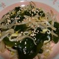 ＡＫＡＮＥＫＯ's cooksnap of when they made わかめともやしのナムル.