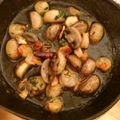 のぶやっち's cooksnap of when they made 海老とマッシュルームのアヒージョ☆.