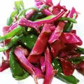 FUHAKKY's cooksnap of when they made ドラゴンフルーツの皮でタイ風野菜炒め.