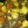ぽんぽん515's cooksnap of when they made 簡単☆我が家の肉じゃが.
