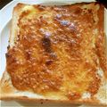 レフィア's cooksnap of when they made ごま味噌トースト.