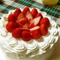 めい＊＊'s cooksnap of when they made クリスマスケーキに苺デコレーションケーキ.