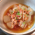 えるももも☻'s cooksnap of when they made おばあちゃんの味＊大根と桜エビの煮もの.