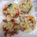 とろけい's cooksnap of when they made 残った餃子の皮で簡単ピザ!!.