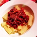 Kaoriru's cooksnap of when they made 愛情たっぷり♡簡単ミートソース♡保存にも.