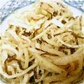 ちかげつんころ's cooksnap of when they made 大根皮の塩昆布ナムル.