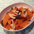 m@n@'s cooksnap of when they made 人参とちくわのゴマ昆布和え.