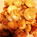Azu☆mama's cooksnap of when they made 簡単♡里芋と鶏もも肉のガーリック炒め.