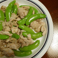 かりらし's cooksnap of when they made えんどう豆と豚肉の柚子こしょう炒め.
