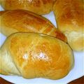 ゆーゆ◇'s cooksnap of when they made ★HBで作る★贅沢バターロール.