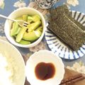 モモキト's cooksnap of when they made 巻いて巻いて♪毎日食べる美容液アボカド.