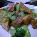 yasu-pooh's cooksnap of when they made チンゲン菜と厚揚げの炒め物.
