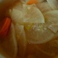 kam嫁's cooksnap of when they made 大根、人参、お餅のみの簡易お雑煮.