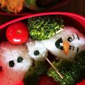 枝めろ's cooksnap of when they made アナと雪の女王「オラフ」簡単キャラ弁当.