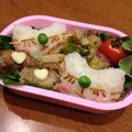 minch＊＊'s cooksnap of when they made 揚げパスタでお絵かき猫ちゃんおにぎり♪.