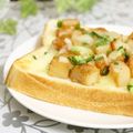 くまた305号's cooksnap of when they made ＊コロコロさつま揚げのトースト＊.