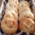 haruhiroya's cooksnap of when they made カリッともちっとドイツパン！プレッツェル.