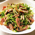 くまみっちー's cooksnap of when they made 豆苗（とうみょう）とベーコンの炒め物.