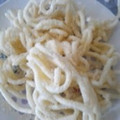 あしゅ☆✩'s cooksnap of when they made 簡単揚げうどんの粉チーズ.