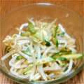 みゅチロル's cooksnap of when they made ✩あと一品！もやしときゅうりのナムル✩.