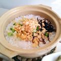 NAGANO久留米's cooksnap of when they made あらら？おかゆに天かす＋塩こんぶで！.