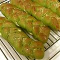 あっころり☆'s cooksnap of when they made ほうれん草&チーズの三つ編みパン.