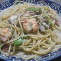 jujumyu's cooksnap of when they made エビと舞茸のクリ～ムパスタ☆.