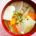 おおさわ潤's cooksnap of when they made ＊我が家の＊具だくさん豚汁＊.
