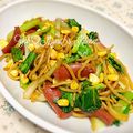 YUH♡ママ's cooksnap of when they made ソーセージとチンゲン菜の焼きそば.