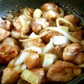 8as16's cooksnap of when they made もも肉と玉ねぎの照り焼き☆.