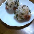 モザイクカケラ's cooksnap of when they made 三陸わかめと蜂蜜梅のおにぎり.