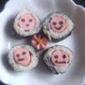 ななこ２２'s cooksnap of when they made おさかなソーセージ顔の海苔巻き.