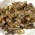 ライオンのスキッピィ's cooksnap of when they made アッ！という間の♪簡単＊マイタケ卵丼☆.