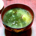 ともちゃん（＾０＾）'s cooksnap of when they made さつまいもとわかめのお味噌汁.