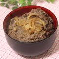 ぽっぽぺぺ's cooksnap of when they made パパッと簡単☆豚丼♪.