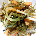 新米ママのクミッキー's cooksnap of when they made 簡単♪ 刻み昆布と 根菜の 煮物＊°.
