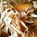 kuroshia's cooksnap of when they made もやしのジャージャー麺風.