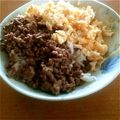 たまこ。's cooksnap of when they made 子供も大好き♡鶏そぼろの2色丼.