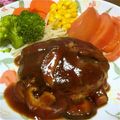マーチャリー's cooksnap of when they made ハンバーグ等に 簡単 デミグラス ソース.