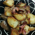 ナンバン's cooksnap of when they made 新じゃがと新ニンニクの丸ごと蒸し揚げ焼き.