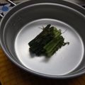 かす”お's cooksnap of when they made 塩でもむだけ☆かぶの葉っぱ.