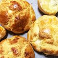 ちちひろろ's cooksnap of when they made ｽｺｰﾝ風さくさくメロンパン.