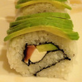 シングルアイシャドウ's cooksnap of when they made アボカドとスモークサーモンの洋風巻き寿司.