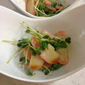 くまんぼう's cooksnap of when they made 簡単！かまぼことかいわれのわさび和え.