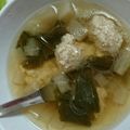みっちょりんぐ's cooksnap of when they made 鶏挽肉と玉葱の肉団子と青梗菜の春雨スープ.