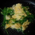 kaaaya73's cooksnap of when they made 豆苗とふんわり卵の炒め物.