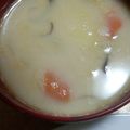 フタゴネコ's cooksnap of when they made 旨み&コクでマヨ味噌汁？ミルクスープ？.