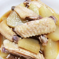 風★鈴's cooksnap of when they made 鶏の手羽中と大根の煮物.