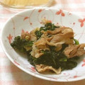 umemodoki's cooksnap of when they made 春菊と豚肉の簡単中華風炒め.